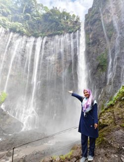 WULAN SPAIN SPEAKING GUIDE